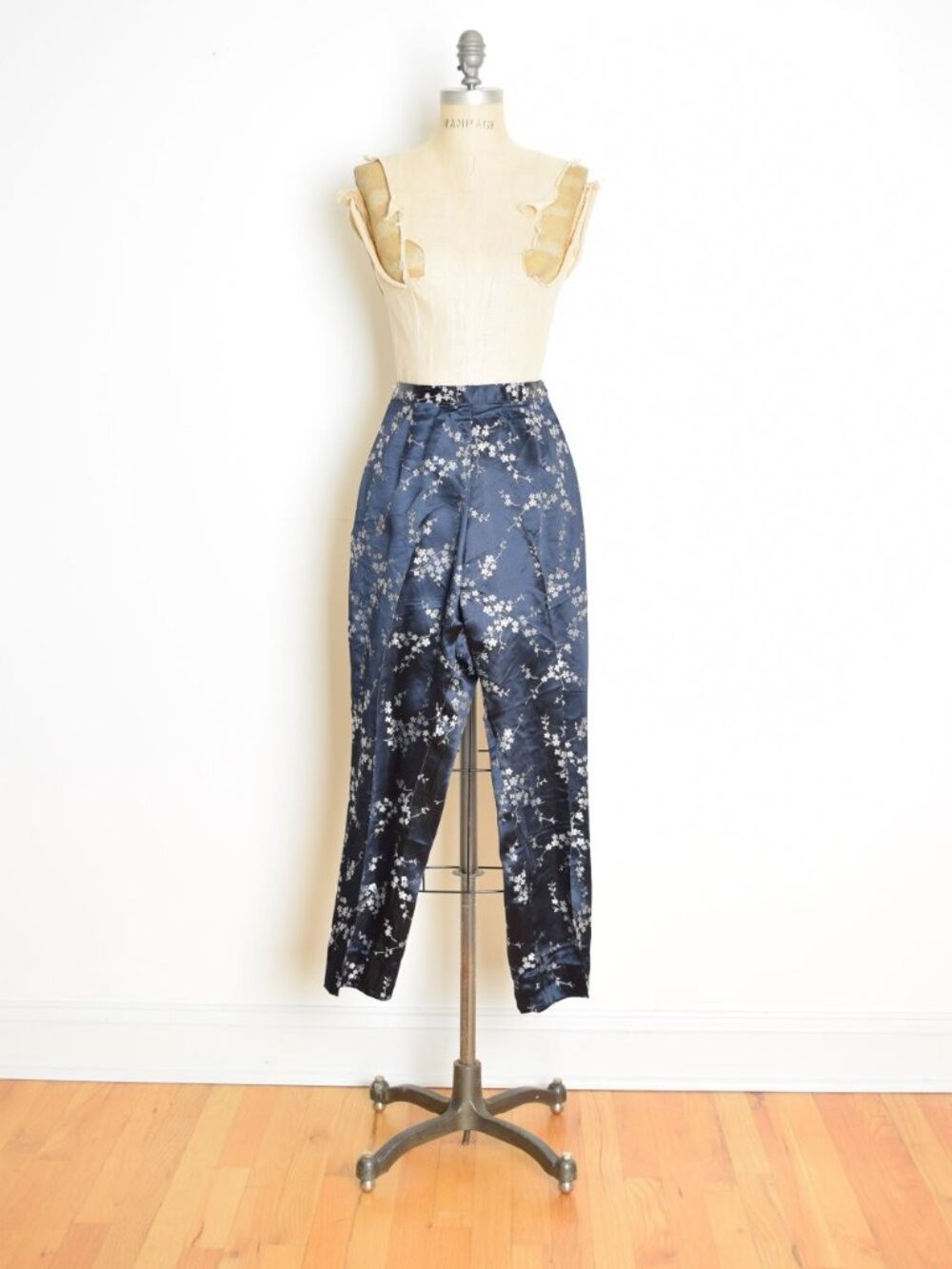 vintage 90s pants Express navy Chinese satin floral cropped high rise trousers M